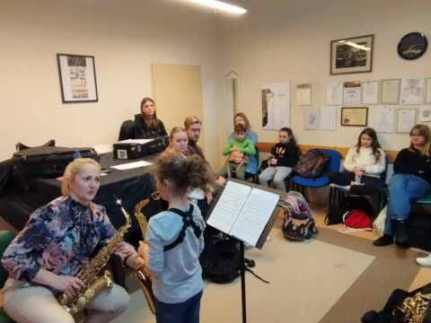 Warsztaty saksofonowe i gitarowe oraz koncert dr hab. Magdaleny Jakubskiej Szymiec oraz Grzegorza Szymiec